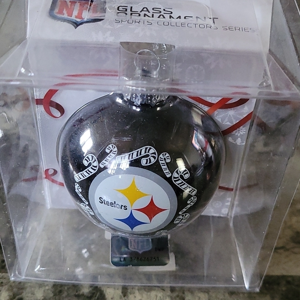 Pittburgh Steelers Hoilday Ornament